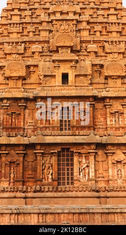 Les dieux hindous sur le temple de Brihadeshwara, Temple de la dynastie Chola, Thanjavur, Tamil Nadu, Inde. Banque D'Images