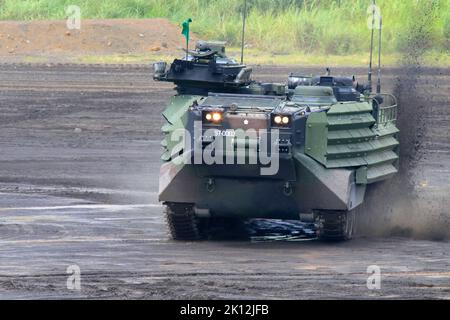 AAV7 véhicule amphibie d'assaut de JGSDF Banque D'Images