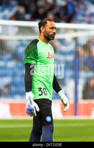 Salvatore Sirigu, joueur de football professionnel, jouant pour Napoli, en formation au stade Ibrox Park, Glasgow, Écosse, Banque D'Images