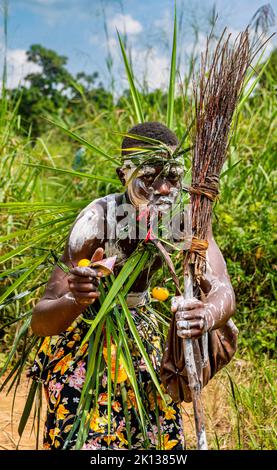 Guerrier pygmée, Kisangani, République démocratique du Congo, Afrique Banque D'Images