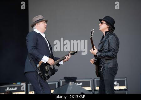 Le groupe britannique, The Libertines, se produit au festival Tempelhof Sounds à Berlin, en Allemagne Banque D'Images