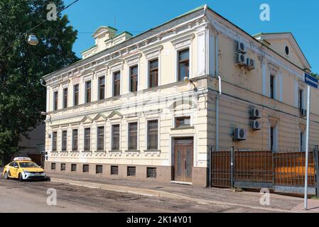 Tvarishchevsky Lane, vue sur l'ancienne maison principale de la propriété de la ville de I.L. Silkin (Silin), début du 19th siècle, reconstruit en 1888-1891, point de repère : Mosc Banque D'Images