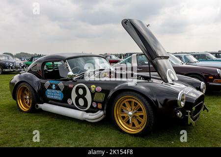 2006 DAX Tojeiro Cobra 'EU06 WGP' en exposition au Scramble de juin qui s'est tenu au Bicester Heritage Centre le 23rd avril 2022 Banque D'Images