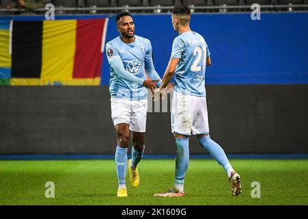 Bruxelles, Belgique. 15th septembre 2022. Isaac KIESE THELIN de Malmö fêtez son but avec Dennis HADZIKADUNIC de Malmö lors de l'UEFA Europa League, match de football du Groupe D entre l'Union Royale Saint Gilloise et Malmo FF sur 15 septembre 2022 au King Power au Stade Den Dreef à Louvain, Belgique Credit: Agence photo indépendante Srl/Alay Live News Banque D'Images