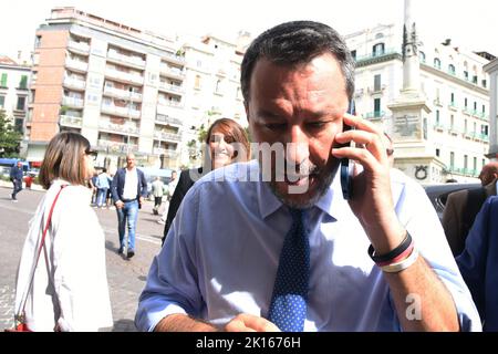 Naples, Campanie, Italie. 15th septembre 2022. Le sénateur Matteo Salvini, chef de Lega, parti de droite et chef de la coalition de droite lors des prochaines élections italiennes, est invité sur le site de l'Union industrielle de Naples et tient un discours sur les problèmes des liens entre le revenu de base, les immigrations et le travail. (Credit image: © Pasquale Gargano/Pacific Press via ZUMA Press Wire) Credit: ZUMA Press, Inc./Alamy Live News Banque D'Images