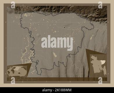 Sylhet, division du Bangladesh. Carte d'altitude colorée en tons sépia avec lacs et rivières. Cartes d'emplacement auxiliaire d'angle Banque D'Images