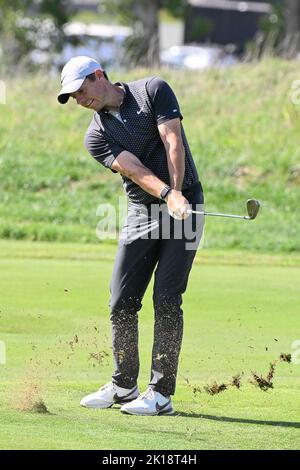 16th septembre 2022; Marco Simone Golf Club, Rome, Italie: Tournoi de golf PGA 79th Open d'Italia, Round 2; Rory MCILROY Credit: Action plus Sports Images/Alay Live News Banque D'Images