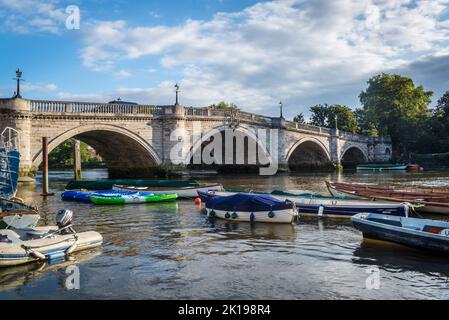 Richmond Bridge, Richmond-upon-Thames, Londres, Angleterre, Royaume-Uni Banque D'Images