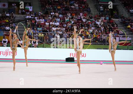 Sofia, Bulgarie. 16th septembre 2022. CHN - l'équipe de la République populaire de Chine 5 Hoops pendant le Championnat du monde de gymnastique rythmique 2022 day3 - Gym crédit: Live Media Publishing Group/Alay Live News Banque D'Images