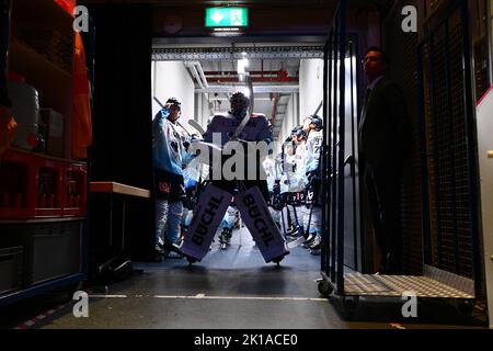 DÜSSELDORF, ALLEMAGNE - 16 SEPTEMBRE 2022 : match de hockey DEL Düsseldorfer EG - ERC Ingolstadt Banque D'Images