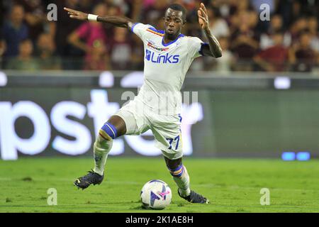 Naples, Italie. 16th septembre 2022. Assan Ceesay joueur de Lecce, pendant le match de la série italienne Une ligue entre Salernitana vs Lecce résultat final, Salernitana 1, Lecce 2, match joué au stade Arechi. Naples, Italie, 16 septembre 2022. (Photo par Vincenzo Izzo/Sipa USA) crédit: SIPA USA/Alay Live News Banque D'Images