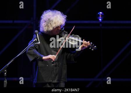 Rome, Italie. 16th septembre 2022. Angelo Branduardi pendant le concert Piano e Voce, au Teatro Antico Ostia Antica, 16th Rome 2022, Italie crédit: Agence de photo indépendante/Alamy Live News Banque D'Images