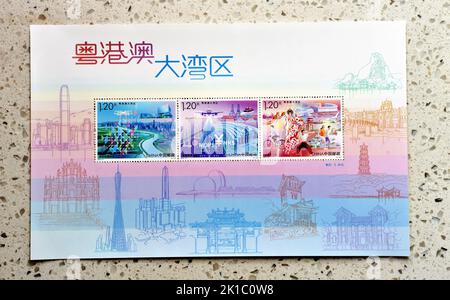 CHINE - VERS 2019: Un timbre imprimé en Chine montre 2019-21 Guangdong-Hong Kong-Marco région de la grande baie, vers 2019. Banque D'Images