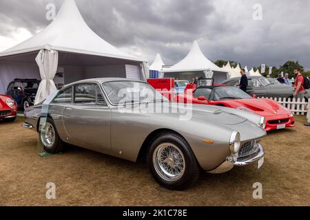 1963 Ferrari 250 GT Lusso, exposée au salon automobile 2022 Concours d’Elégance tenu au Palais de Blenheim Banque D'Images