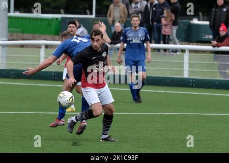 Galashiels, Royaume-Uni, samedi 17 septembre 2022 football - Scottish Cup Round 1 - GALA FAIRYDEAN ROVERS FC vs SAUCHIE JUNIORS football CLUB action de la première moitié. Gala Fairydean Rovers le buteur Zander Murray est devenu le premier footballeur écossais à sortir gay. Il est le premier joueur ouvertement gay dans les rangs professionnels des hommes en Écosse depuis Justin Fashanu avec Airdrie et coeurs au milieu de 1990s. Le joueur de la Lowland League, âgé de 30 ans, suit l'exemple des arbitres Craig Napier et Lloyd Wilson en juin. Crédit : Rob Gray/Alay Live News Banque D'Images