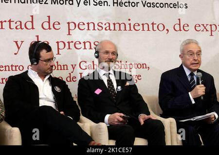 12 septembre 2022, Mexico, Mexique: Jean et Gabriel Shipton, père et frère de Julian Assange, participent aux « Dialogues pour la liberté de pensée, d'expression et de la presse » au Sénat du Mexique à Mexico. On 12 septembre 2022 à Mexico, Mexique. (Photo de Luis Barron/Eyepix Group). Banque D'Images