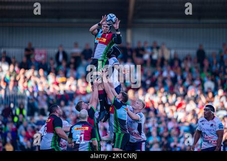 LONDRES, ROYAUME-UNI. 17th septembre 2022. Au cours du match de rugby Gallagher Premiership Round 2 entre Harlequins et Saracens au stade Twickenham Stoop, le samedi 17 septembre 2022. LONDRES, ANGLETERRE. Credit: Taka G Wu/Alay Live News Banque D'Images