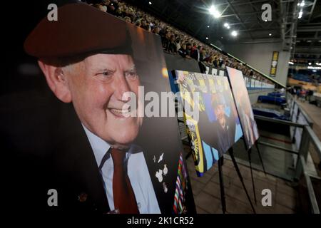 ARNHEM - anciens combattants aéroportés présents lors du match hollandais entre vitesse et FC Volendam au Gelredome sur 17 septembre 2022 à Arnhem, aux pays-Bas. PNA JEROEN PUTMANS Banque D'Images