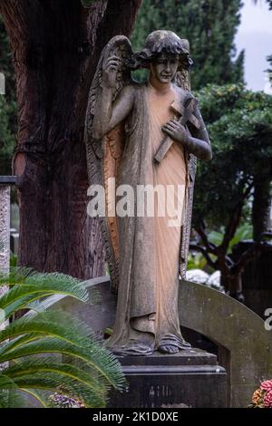 ange de la tombe commémorative appartenant à la famille Ripoll Ballester, cimetière de Soller, Majorque, Iles Baléares, Espagne. Banque D'Images