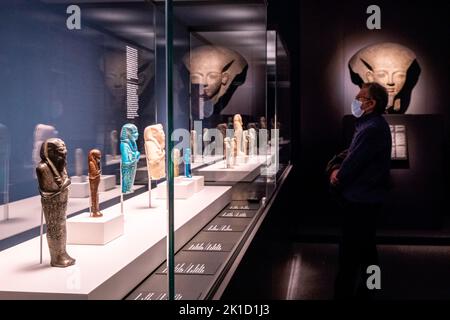 Ushabtis, exposition Pharaon le Roi d'Egypte, Centre culturel la Caixa, Palma, Majorque, collection du British Museum. Banque D'Images