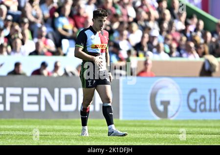 Twickenham, Royaume-Uni. 17th septembre 2022. Rugby, premier ministre. Harlequins V Saracens. La fonction Stiop. Twickenham. Tommy Allan (Harlequins) pendant le match de rugby Harlequins V Saracens Gallagher Premiership. Credit: Sport en images/Alamy Live News Banque D'Images