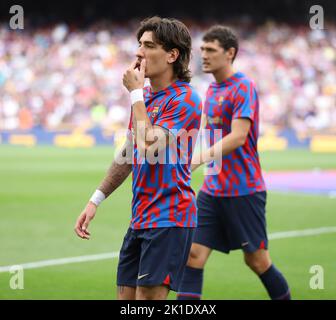 Sabadell, Barcelone, Espagne. 17th septembre 2022. Barcelone Espagne 17.09.2022 Hector Bellerin (FC Barcelone) gestes pendant la Liga Santander entre le FC Barcelone et Elche CF au Camp Nou le 17 septembre 2022 à Barcelone. (Image de crédit : © Xavi Urgeles/ZUMA Press Wire) Banque D'Images