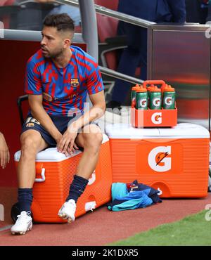 Sabadell, Barcelone, Espagne. 17th septembre 2022. Barcelone Espagne 17.09.2022 Jordi Alba (FC Barcelone) regarde pendant la Liga Santander entre le FC Barcelone et Elche CF au Camp Nou le 17 septembre 2022 à Barcelone. (Image de crédit : © Xavi Urgeles/ZUMA Press Wire) Banque D'Images