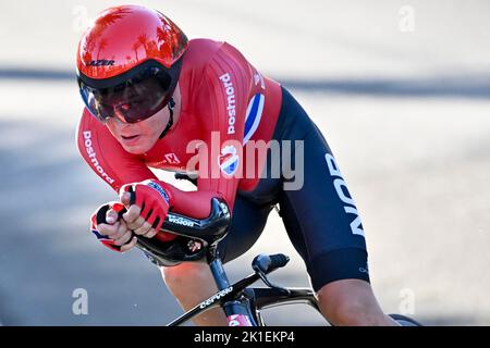 Wollongong, Australie. 18th septembre 2022. Norwegian Tobias Foss photographié en action pendant le procès individuel de l'élite masculine aux Championnats du monde de route UCI Cycling 2022, à Wollongong, Australie, dimanche 18 septembre 2022. Les mondes se déroulent du 18 au 25 septembre. BELGA PHOTO DIRK WAEM crédit: Belga News Agency/Alay Live News Banque D'Images