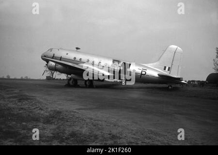 Handley page Hastings HP 67, Royal Air Force transport Command, en Allemagne occupée, 1949 Noir et blanc Banque D'Images