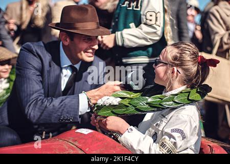 Goodwood, Chichester, Royaume-Uni. 18th septembre 2022. Kids of Goodwood Revival's Settring Cup - Austin J40 Pedal car Race pendant le Goodwood Revival 2022 ( Credit: Gergo Toth/Alay Live News Banque D'Images