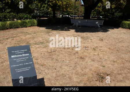 Memorial Garden, pour Millvina Dean le plus jeune survivant de la catastrophe du Titanic, Southampton Angleterre Banque D'Images