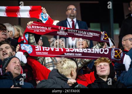 Silkeborg, Danemark. 15th, septembre 2022. Les fans de football de Silkeborg S'Y sont VUS lors du match de l'UEFA Europa Conference League entre Silkeborg IF et West Ham au JYSK Park à Silkeborg. (Crédit photo: Gonzales photo - Morten Kjaer). Banque D'Images