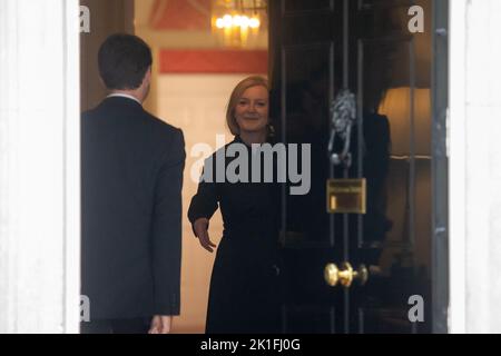 Londres, Angleterre, Royaume-Uni. 18th septembre 2022. Le premier ministre du Canada, JUSTIN TRUDEAU, arrive au 10, rue Downing. (Image de crédit : © Tayfun Salci/ZUMA Press Wire) Banque D'Images