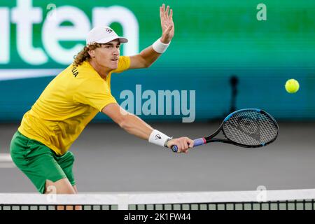 18 septembre 2022, Hambourg: Tennis: Coupe Davis - scène de groupe, hommes, groupe C, scène de groupe, Allemagne - Australie. Struff (Allemagne) - Purcell (Australie). Max Purcell en action. Photo: Frank Molter/dpa Banque D'Images