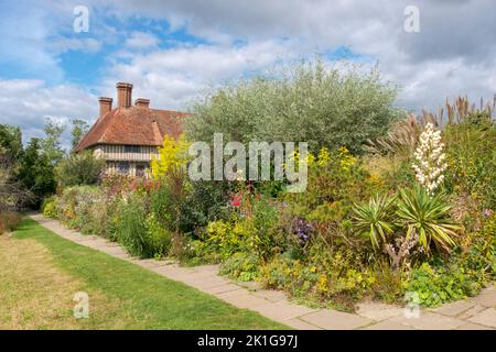 Great Dixter, jardins d'automne, Northiam, East Sussex, Royaume-Uni Banque D'Images