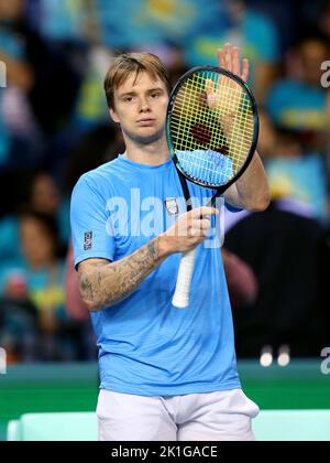 Alexander Bublik du Kazakhstan après avoir battu Cameron Norrie de Grande-Bretagne pendant le match de groupe coupe Davis par Rakuten entre la Grande-Bretagne et le Kazakhstan à l'Emirates Arena, Glasgow. Banque D'Images