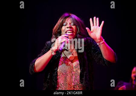 Jaki Graham effectuant le circuit des géants de l'âme à l'hôtel de ville de Sheffield , Sheffield , Royaume-Uni , 14.09.2022 (photo de ZUMA Press/Sipa USA) Banque D'Images