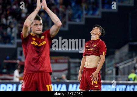 Roma, Italie. 18th septembre 2022. Edor Shomurodov de AS Romalooks a abattu pendant la série Un match de football entre AS Roma et Atalanta BC au stade Olimpico à Rome (Italie), 18 septembre 2022. Photo Andrea Staccioli/Insidefoto crédit: Insidefoto di andrea staccioli/Alamy Live News Banque D'Images