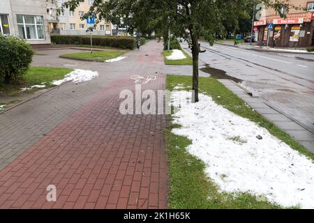 Nowy Dwor Gdanski, Pologne. 18th septembre 2022. Heavy hailstorm © Wojciech Strozyk / Alamy Live News Banque D'Images