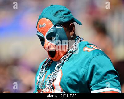 Baltimore, États-Unis. 18th septembre 2022. Un fan des Dolphins de Miami est prêt à affronter les Ravens de Baltimore pendant la première moitié d'un match de la NFL au stade M&T Bank à Baltimore, Maryland, le dimanche, 18 septembre 2022. Photo de David Tulis/UPI crédit: UPI/Alay Live News Banque D'Images