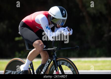 Marlen Reusser, de Suisse, a remporté la médaille de bronze lors du procès individuel féminin aux Championnats du monde de cyclisme sur route UCI 2022. Banque D'Images