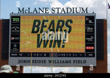 Le tableau de bord du stade McLane montrant les Baylor Bears ont battu les Texas State Bobcats 42-7 lors d'un match de football universitaire de la NCAA au stade McLane samedi 17 septembre 2022, à Waco, Tsources (Eddie Kelly/image of Sport) Banque D'Images