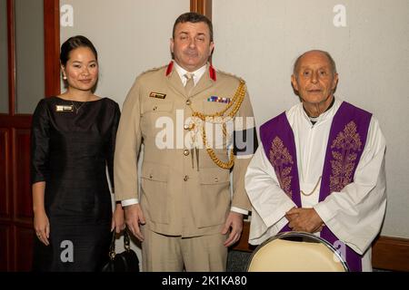 Pattaya, Thaïlande. 19th septembre 2022. Défense britannique Attache Colonel Tony Stern avec FR. Crédit : peter Van der Klooster/Alamy Live News Banque D'Images