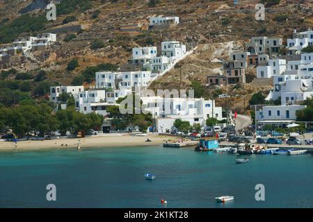 La ville et le port Aigiali, Amorgos, Cyclades, Mer Égée, îles grecques, Grèce, Europe Banque D'Images