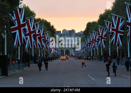 Londres, Royaume-Uni. 19th septembre 2022. The Mall le matin des funérailles d'État de sa Majesté la reine Elizabeth II, 19.09.2022, Londres, Royaume-Uni crédit: Michael Preston/Alay Live News Banque D'Images