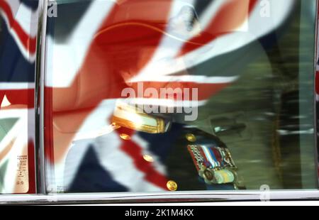 Londres, Royaume-Uni. 19th septembre 2022. La princesse Anne se rend en voiture aux funérailles d'État de sa mère, la reine Elizabeth II, à l'abbaye de Westminster à Londres, lundi, 19 septembre 2022. La Reine sera enterrée avec son défunt mari, le duc d'Édimbourg, à la chapelle commémorative du roi George VI, située à l'intérieur de la chapelle Saint-Georges. Photo de Hugo Philpott/UPI crédit: UPI/Alay Live News Banque D'Images