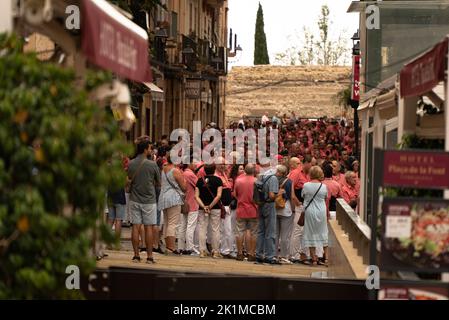 Tarragone, Espagne. 18th septembre 2022. 18 septembre 2022, tarragone, Catalogne, Espagne: Dans l'image, la ''Colla vella del xiquets de valls', l'un des plus importants gangs de castellar en Catalogne, sont un gang de plus de 300 membres qui, ensemble, contribuent à la création des impressionnantes tours humaines (Credit image: © Eric Renom/ZUMA Press Wire) Credit: ZUMA Press, Inc./Alamy Live News Banque D'Images