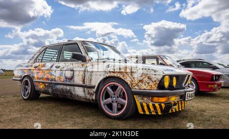 BMW série 5 520i ‘E446 MAS’ exposé au Bicester Heritage Scramble célébrant 50 ans de BMW M. Banque D'Images