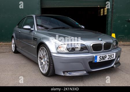 BMW M3 CSL ‘NP 393’ exposé au Bicester Heritage Scramble célébrant les 50 ans de BMW Motorsport Banque D'Images