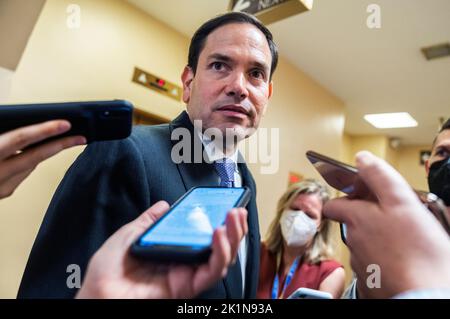 ÉTATS-UNIS - SEPTEMBRE 14: Le sénateur Marco Rubio, R-Fla, est vu dans le Capitole des États-Unis mercredi, 14 septembre 2022. (Tom Williams/CQ Roll Call/Sipa USA)